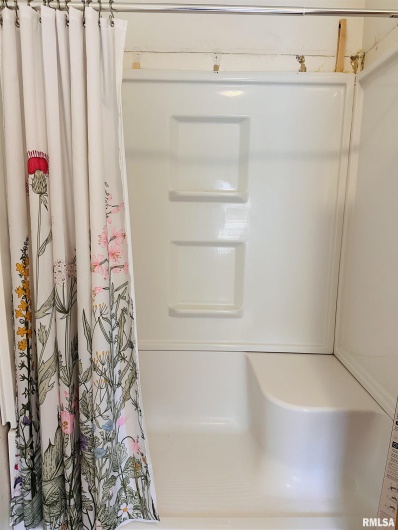 210 FRONT Street, Dongola, Illinois 62926, 2 Bedrooms Bedrooms, 0 ,1 BathroomBathrooms,Residential,For Sale,FRONT,0,RMAQC4263911