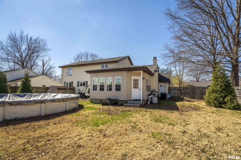 1405 MATTHEW Drive, Marion, Illinois 62959, 4 Bedrooms Bedrooms, 0 ,2 BathroomsBathrooms,Residential,For Sale,MATTHEW,0,RMAEB457321
