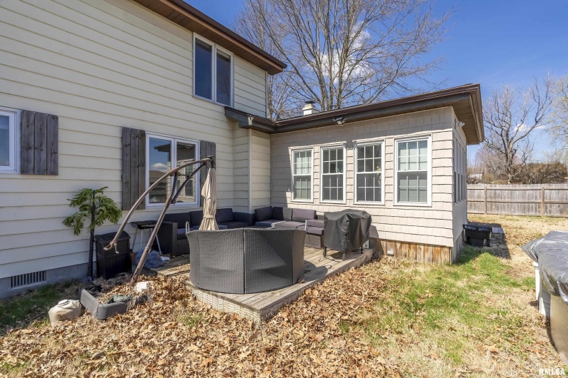 1405 MATTHEW Drive, Marion, Illinois 62959, 4 Bedrooms Bedrooms, 0 ,2 BathroomsBathrooms,Residential,For Sale,MATTHEW,0,RMAEB457321