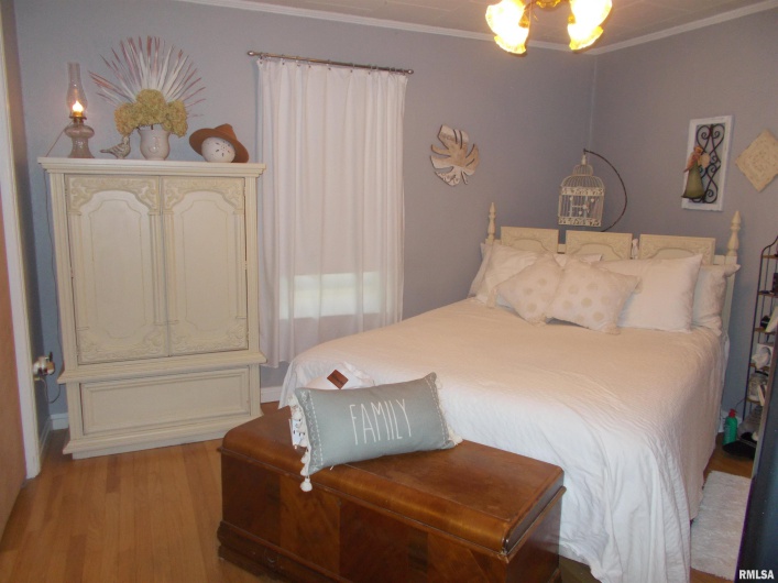 512 GARFIELD Street, Steeleville, Illinois 62288, 3 Bedrooms Bedrooms, 0 ,3 BathroomsBathrooms,Residential,For Sale,GARFIELD,0,RMAEB458104