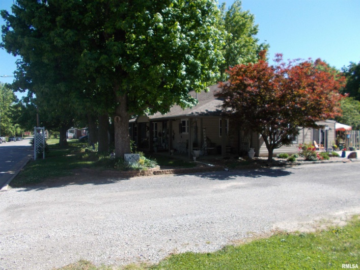 512 GARFIELD Street, Steeleville, Illinois 62288, 3 Bedrooms Bedrooms, 0 ,3 BathroomsBathrooms,Residential,For Sale,GARFIELD,0,RMAEB458104