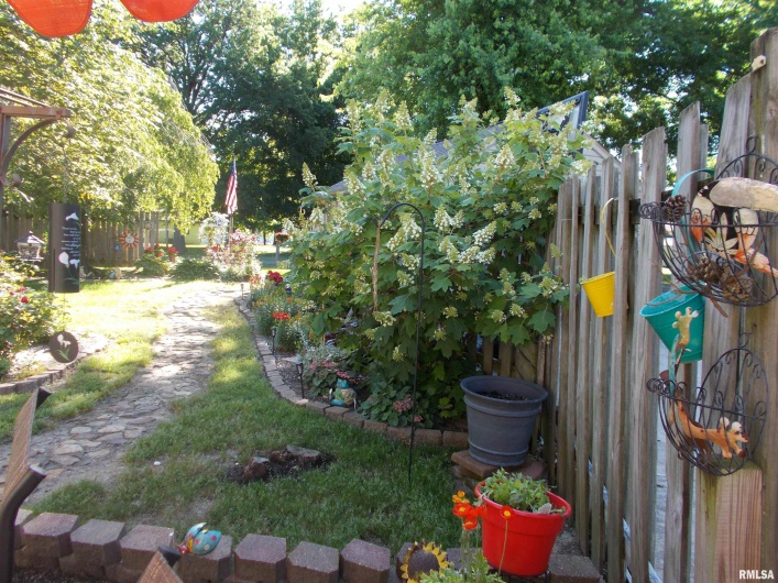 512 GARFIELD Street, Steeleville, Illinois 62288, 3 Bedrooms Bedrooms, 0 ,3 BathroomsBathrooms,Residential,For Sale,GARFIELD,0,RMAEB458104