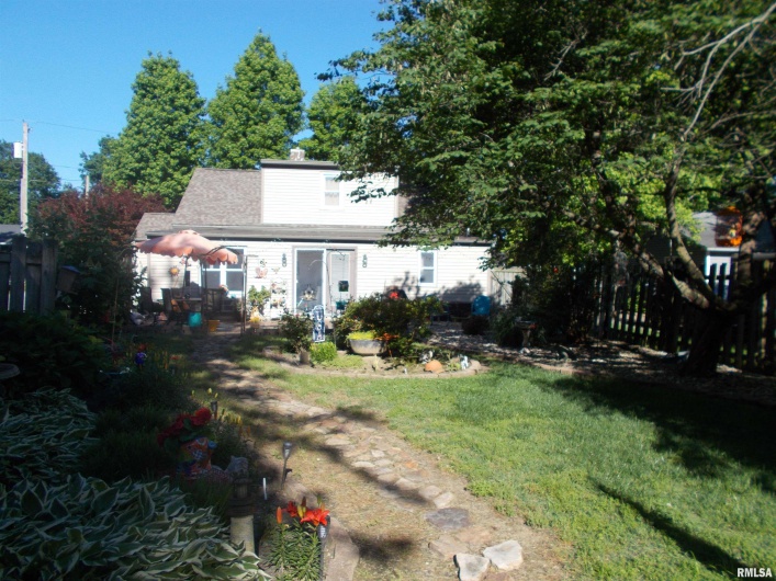 512 GARFIELD Street, Steeleville, Illinois 62288, 3 Bedrooms Bedrooms, 0 ,3 BathroomsBathrooms,Residential,For Sale,GARFIELD,0,RMAEB458104