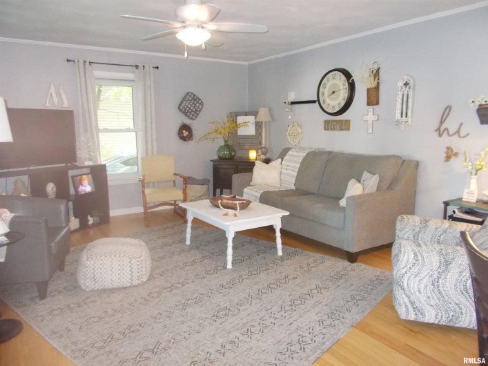 512 GARFIELD Street, Steeleville, Illinois 62288, 3 Bedrooms Bedrooms, 0 ,3 BathroomsBathrooms,Residential,For Sale,GARFIELD,0,RMAEB458104