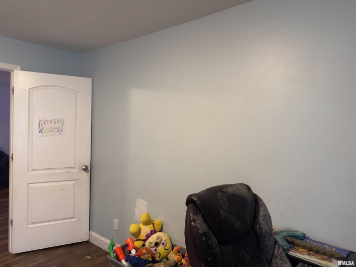 1417 Ledford Street, Harrisburg, Illinois 62946, 2 Bedrooms Bedrooms, 0 ,1 BathroomBathrooms,Residential,For Sale,Ledford,0,RMAEB457766