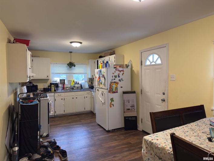 1417 Ledford Street, Harrisburg, Illinois 62946, 2 Bedrooms Bedrooms, 0 ,1 BathroomBathrooms,Residential,For Sale,Ledford,0,RMAEB457766