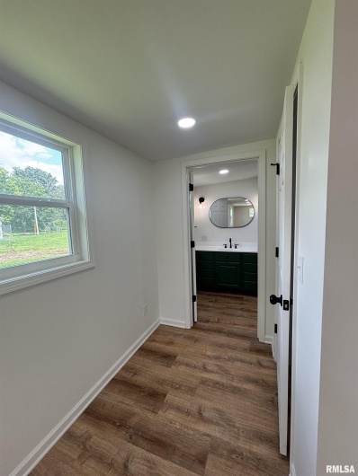 208 Dorris Drive, Metropolis, Illinois 62960, 3 Bedrooms Bedrooms, 0 ,2 BathroomsBathrooms,Residential,For Sale,Dorris,0,RMAEB458257