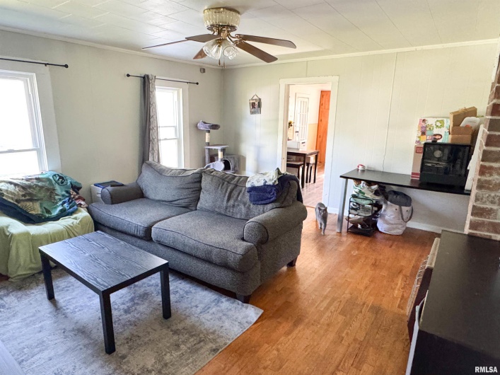 135 WALNUT Street, Alto Pass, Illinois 62905, 2 Bedrooms Bedrooms, 0 ,1 BathroomBathrooms,Residential,For Sale,WALNUT,0,RMAEB458102