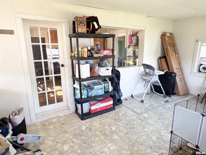 135 WALNUT Street, Alto Pass, Illinois 62905, 2 Bedrooms Bedrooms, 0 ,1 BathroomBathrooms,Residential,For Sale,WALNUT,0,RMAEB458102
