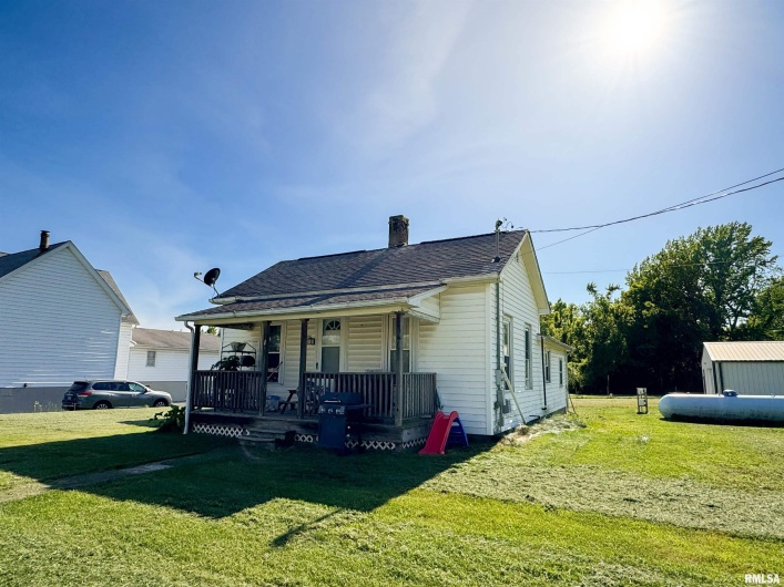 135 WALNUT Street, Alto Pass, Illinois 62905, 2 Bedrooms Bedrooms, 0 ,1 BathroomBathrooms,Residential,For Sale,WALNUT,0,RMAEB458102