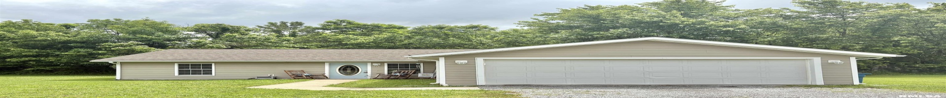 Residential For Sale 112 TOWNHOUSE Drive, Carterville, Illinois 62918, 3 Bedrooms Bedrooms, ,2 BathroomsBathrooms,Residential,For Sale,TOWNHOUSE,RMAEB458263
