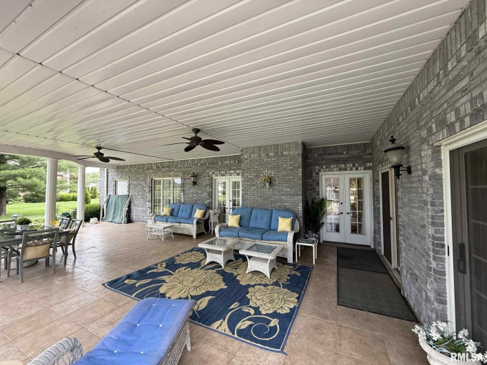 608 Saluki Drive, Marion, Illinois 62959, 4 Bedrooms Bedrooms, 0 ,3 BathroomsBathrooms,Residential,For Sale,Saluki,0,RMAEB458275