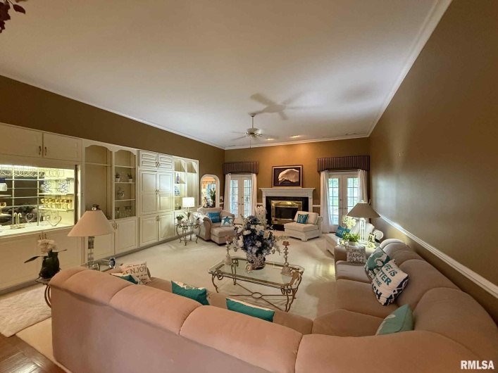 608 Saluki Drive, Marion, Illinois 62959, 4 Bedrooms Bedrooms, 0 ,3 BathroomsBathrooms,Residential,For Sale,Saluki,0,RMAEB458275