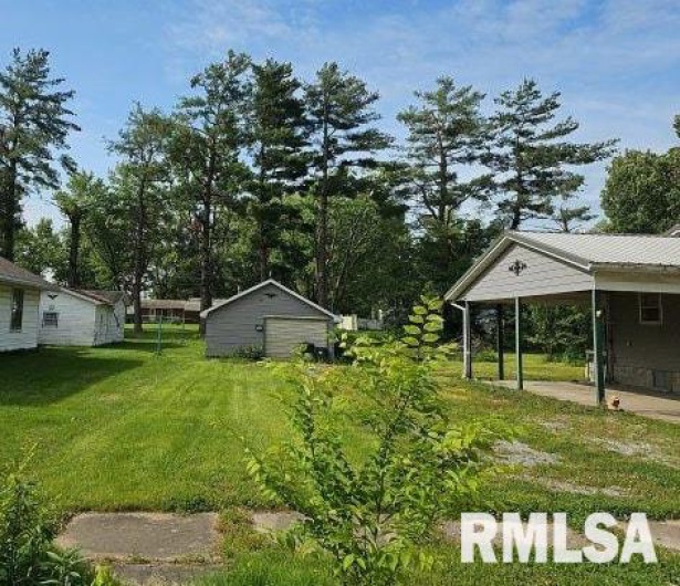 211 LINCOLN Street, Galatia, Illinois 62935, 2 Bedrooms Bedrooms, 0 ,1 BathroomBathrooms,Residential,For Sale,LINCOLN,0,RMAEB458284