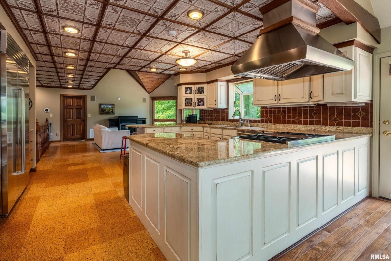 9 White Deer Run, Makanda, Illinois 62958, 4 Bedrooms Bedrooms, 0 ,3 BathroomsBathrooms,Residential,For Sale,White Deer,0,RMAQC4264055