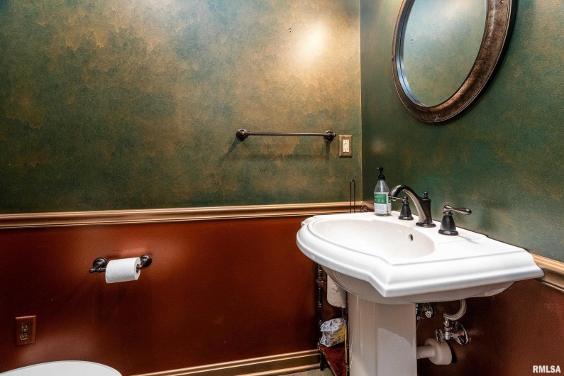 9 White Deer Run, Makanda, Illinois 62958, 4 Bedrooms Bedrooms, 0 ,3 BathroomsBathrooms,Residential,For Sale,White Deer,0,RMAQC4264055