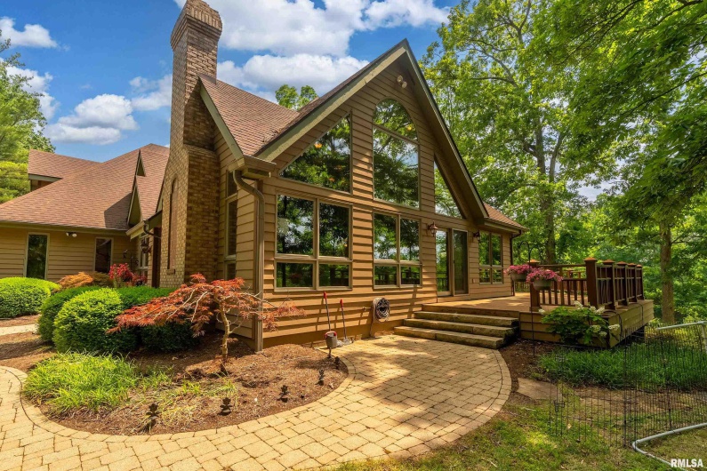9 White Deer Run, Makanda, Illinois 62958, 4 Bedrooms Bedrooms, 0 ,3 BathroomsBathrooms,Residential,For Sale,White Deer,0,RMAQC4264055