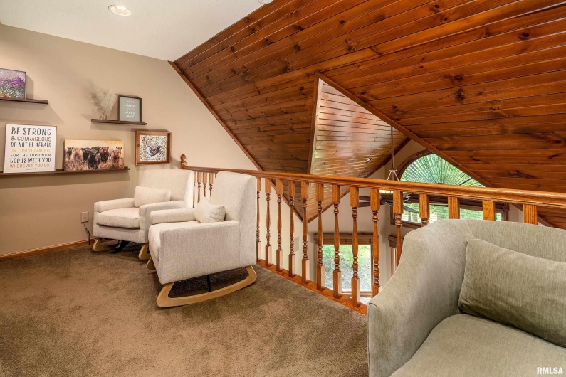 9 White Deer Run, Makanda, Illinois 62958, 4 Bedrooms Bedrooms, 0 ,3 BathroomsBathrooms,Residential,For Sale,White Deer,0,RMAQC4264055