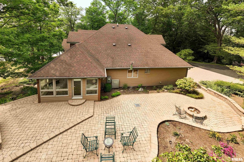 9 White Deer Run, Makanda, Illinois 62958, 4 Bedrooms Bedrooms, 0 ,3 BathroomsBathrooms,Residential,For Sale,White Deer,0,RMAQC4264055