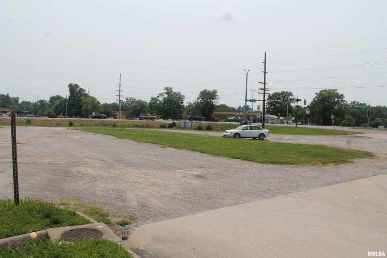 1915-1921 SYCAMORE Street, Carbondale, Illinois 62901, 0 , 0 ,0,Land,For Sale,SYCAMORE,0,RMAEB458296