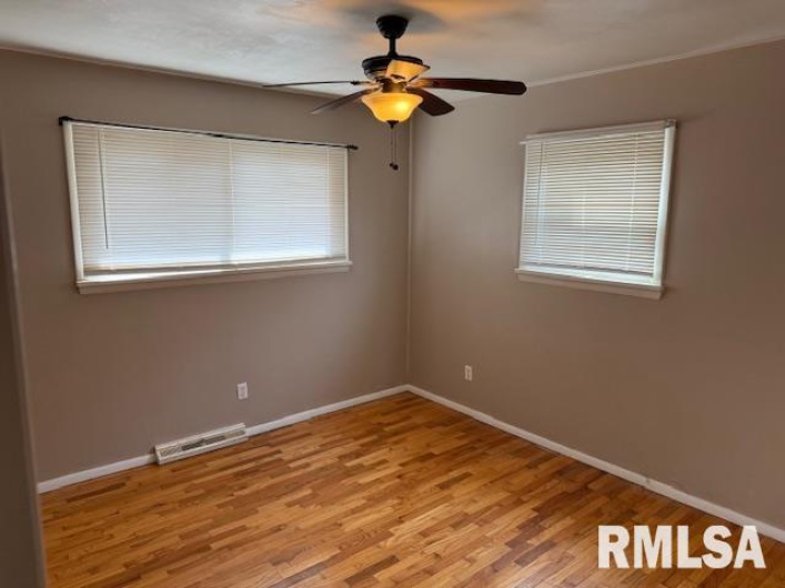 804 EMERALD Lane, Carbondale, Illinois 62901, 3 Bedrooms Bedrooms, 0 ,1 BathroomBathrooms,Residential,For Sale,EMERALD,0,RMAEB457622