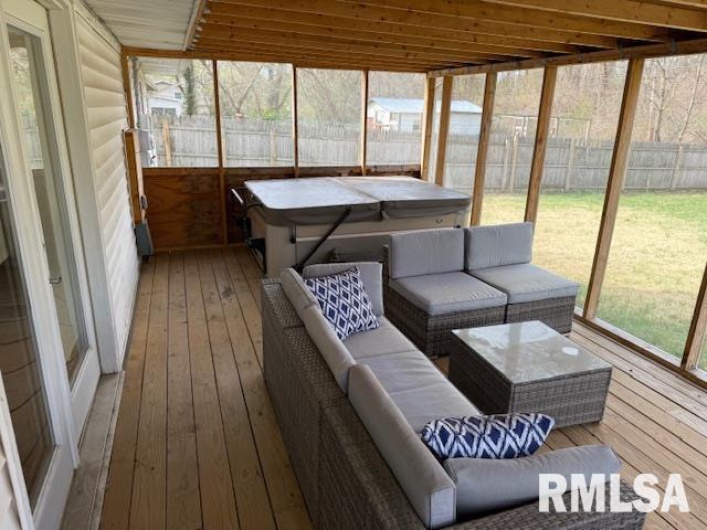 804 EMERALD Lane, Carbondale, Illinois 62901, 3 Bedrooms Bedrooms, 0 ,1 BathroomBathrooms,Residential,For Sale,EMERALD,0,RMAEB457622