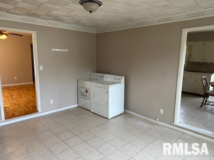804 EMERALD Lane, Carbondale, Illinois 62901, 3 Bedrooms Bedrooms, 0 ,1 BathroomBathrooms,Residential,For Sale,EMERALD,0,RMAEB457622