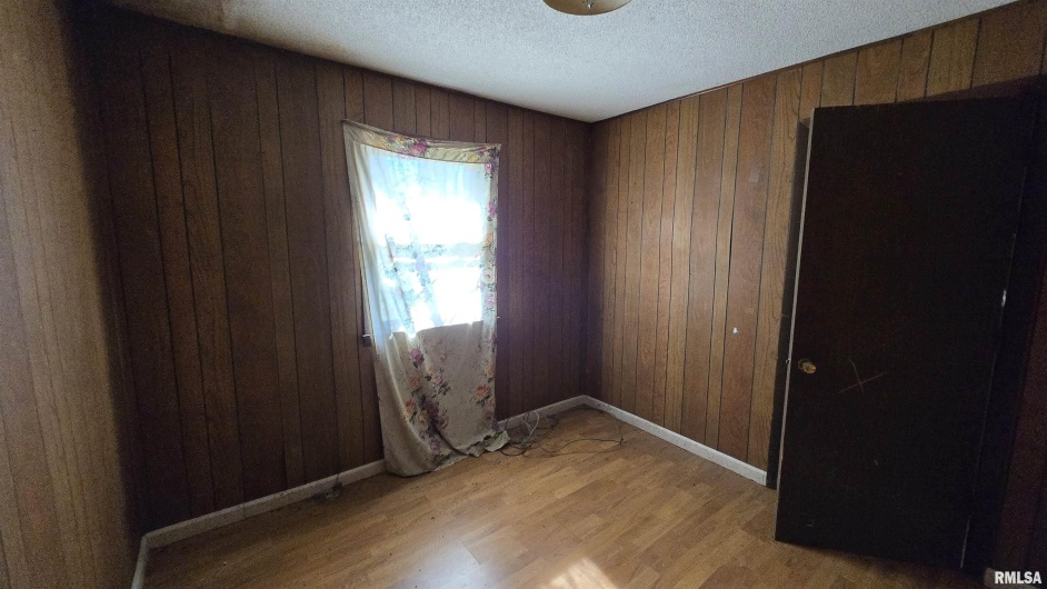 101 DIAMOND Street, Mound City, Illinois 62963, 5 Bedrooms Bedrooms, 0 ,1 BathroomBathrooms,Residential,For Sale,DIAMOND,0,RMAEB458298