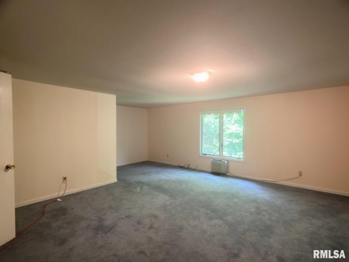 105 Violet Lane, Carbondale, Illinois 62901, 0 , 0 ,0,Residential Income,For Sale,Violet,0,RMAEB458301