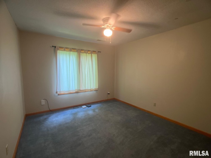 105 Violet Lane, Carbondale, Illinois 62901, 0 , 0 ,0,Residential Income,For Sale,Violet,0,RMAEB458301