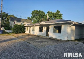1607 LOCUST Street, Eldorado, Illinois 62930, 0 , 0 ,0,Commercial Sale,For Sale,LOCUST,0,RMAEB458302