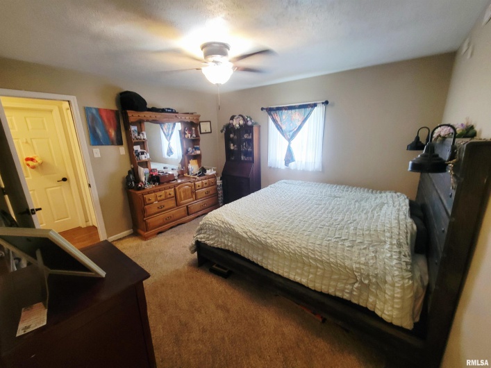 100 STABLE Drive, Carterville, Illinois 62918, 3 Bedrooms Bedrooms, 0 ,2 BathroomsBathrooms,Residential,For Sale,STABLE,0,RMAEB458308