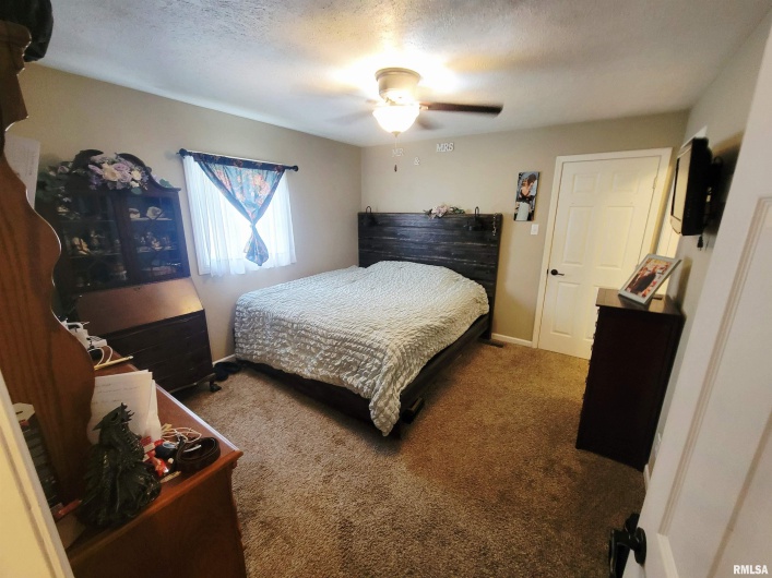 100 STABLE Drive, Carterville, Illinois 62918, 3 Bedrooms Bedrooms, 0 ,2 BathroomsBathrooms,Residential,For Sale,STABLE,0,RMAEB458308