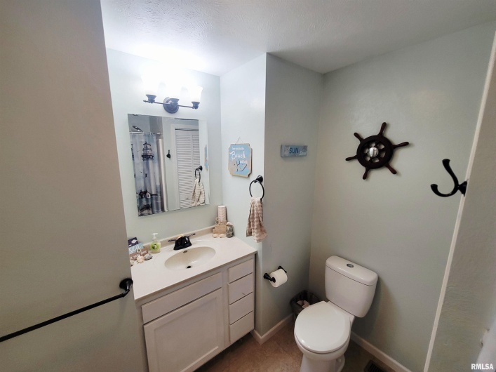 100 STABLE Drive, Carterville, Illinois 62918, 3 Bedrooms Bedrooms, 0 ,2 BathroomsBathrooms,Residential,For Sale,STABLE,0,RMAEB458308