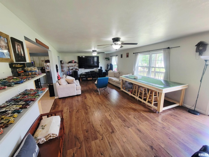 100 STABLE Drive, Carterville, Illinois 62918, 3 Bedrooms Bedrooms, 0 ,2 BathroomsBathrooms,Residential,For Sale,STABLE,0,RMAEB458308