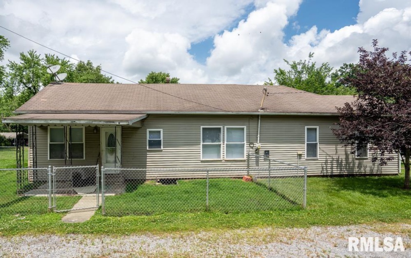 710 Bentley Street, Marion, Illinois 62959, 3 Bedrooms Bedrooms, 0 ,1 BathroomBathrooms,Residential,For Sale,Bentley,0,RMAQC4264109