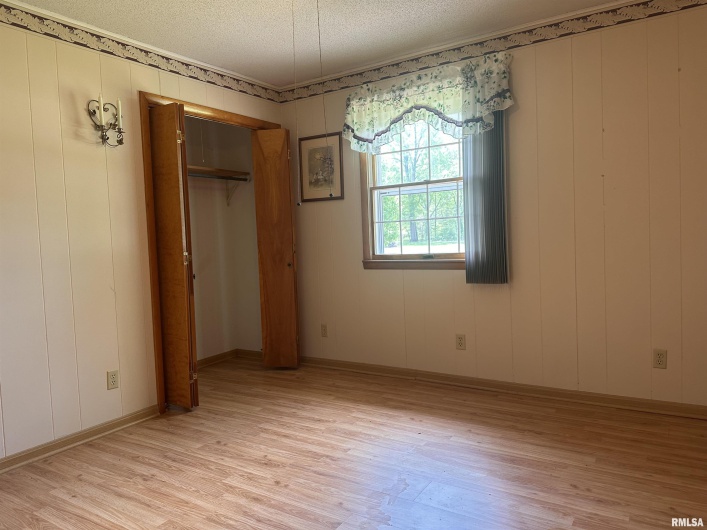 690 RAILROAD Street, Tamms, Illinois 62988, 3 Bedrooms Bedrooms, 0 ,2 BathroomsBathrooms,Residential,For Sale,RAILROAD,0,RMAQC4264110