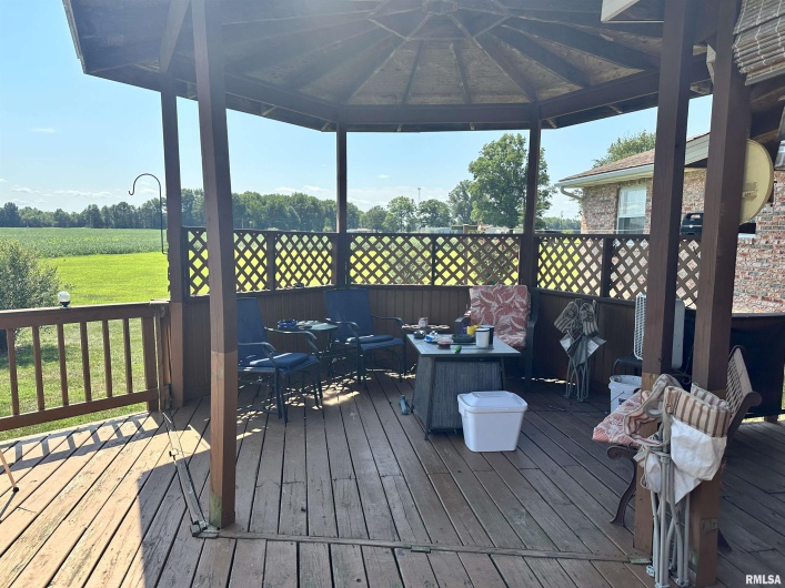 690 RAILROAD Street, Tamms, Illinois 62988, 3 Bedrooms Bedrooms, 0 ,2 BathroomsBathrooms,Residential,For Sale,RAILROAD,0,RMAQC4264110