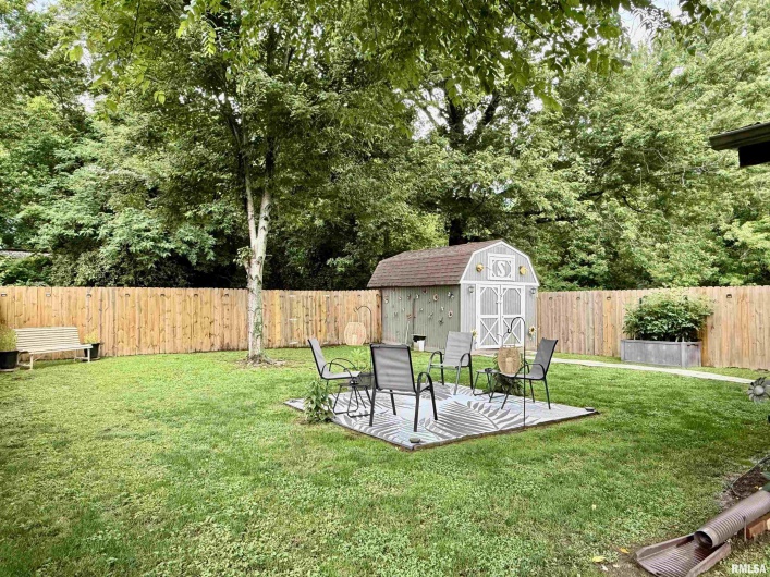 302 LINDSEY Avenue, Metropolis, Illinois 62960, 2 Bedrooms Bedrooms, 0 ,1 BathroomBathrooms,Residential,For Sale,LINDSEY,0,RMAEB458314