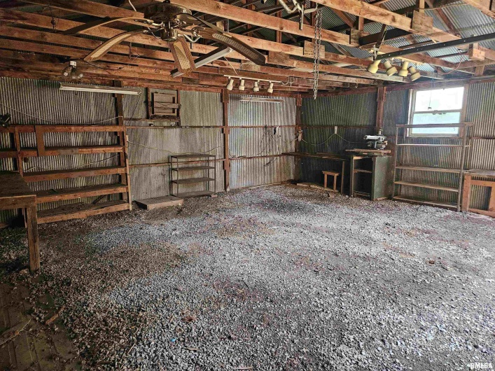 1233 HARRISON Road, Murphysboro, Illinois 62966, 2 Bedrooms Bedrooms, 0 ,2 BathroomsBathrooms,Residential,For Sale,HARRISON,0,RMAEB458315