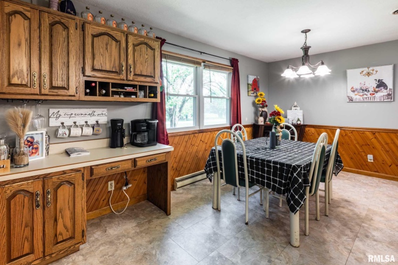 12535 Blackberry Hills Lane, Marion, Illinois 62959, 3 Bedrooms Bedrooms, 0 ,1 BathroomBathrooms,Residential,For Sale,Blackberry Hills,0,RMAQC4264146