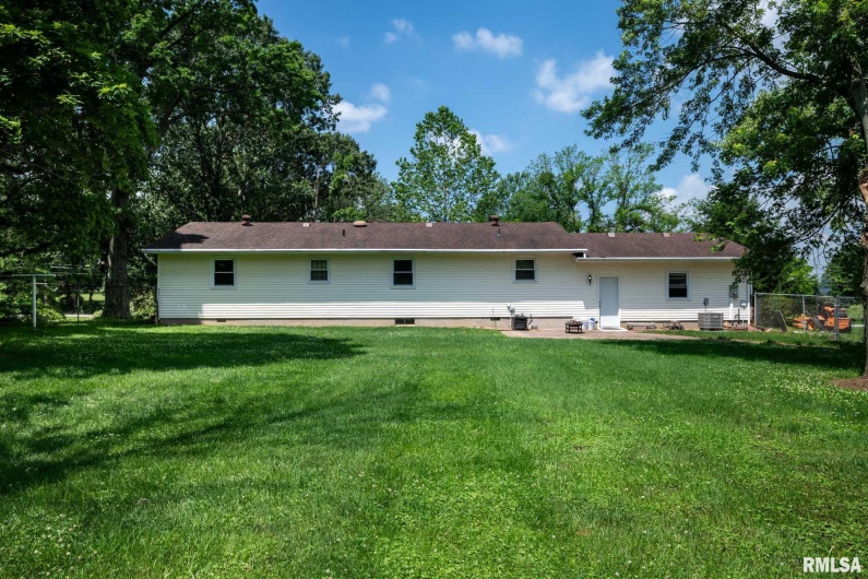 12535 Blackberry Hills Lane, Marion, Illinois 62959, 3 Bedrooms Bedrooms, 0 ,1 BathroomBathrooms,Residential,For Sale,Blackberry Hills,0,RMAQC4264146