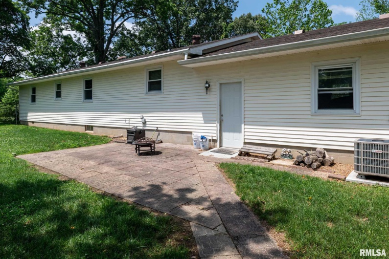 12535 Blackberry Hills Lane, Marion, Illinois 62959, 3 Bedrooms Bedrooms, 0 ,1 BathroomBathrooms,Residential,For Sale,Blackberry Hills,0,RMAQC4264146