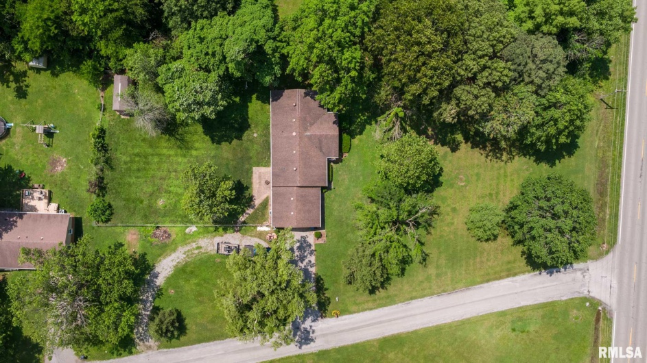 12535 Blackberry Hills Lane, Marion, Illinois 62959, 3 Bedrooms Bedrooms, 0 ,1 BathroomBathrooms,Residential,For Sale,Blackberry Hills,0,RMAQC4264146