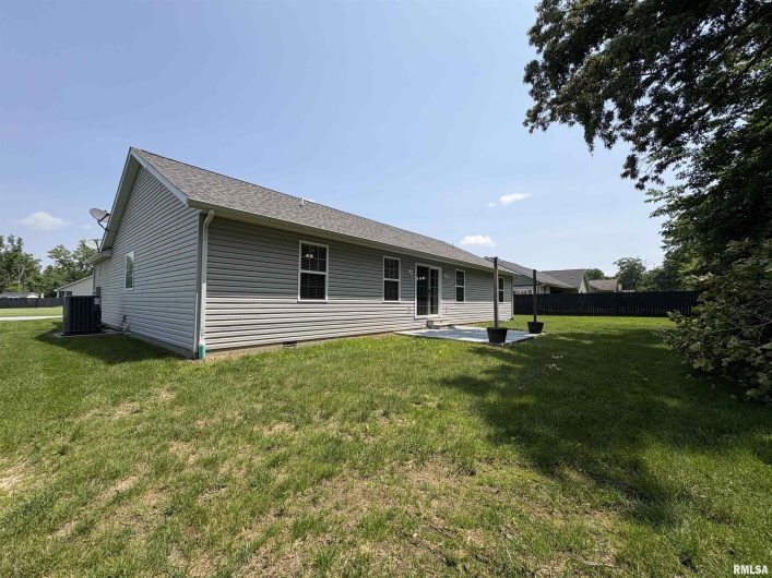 6005 CHANDLER Drive, Carterville, Illinois 62918, 4 Bedrooms Bedrooms, 0 ,2 BathroomsBathrooms,Residential,For Sale,CHANDLER,0,RMAEB458329