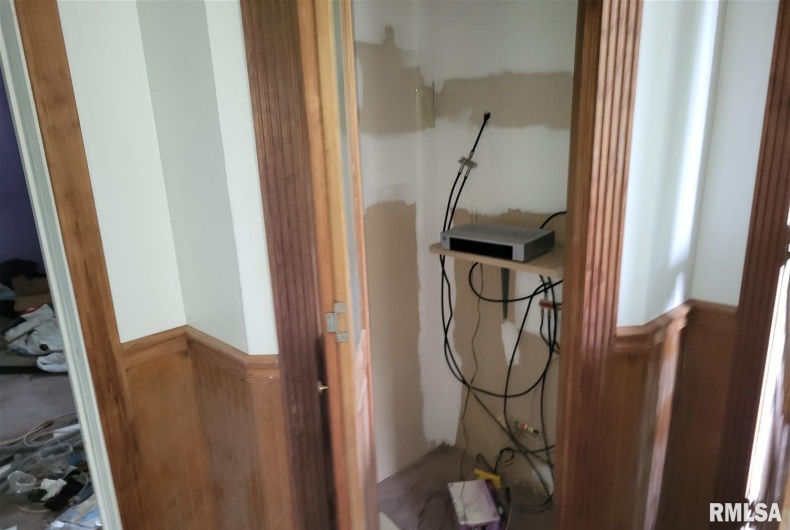 728 ILLINOIS Avenue, Carterville, Illinois 62918-2015, 2 Bedrooms Bedrooms, 0 ,1 BathroomBathrooms,Residential,For Sale,ILLINOIS,0,RMACA1037071
