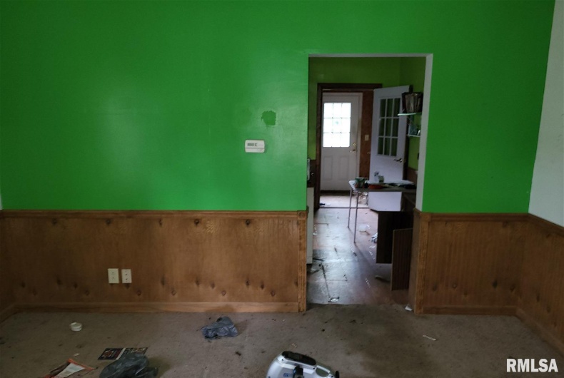728 ILLINOIS Avenue, Carterville, Illinois 62918-2015, 2 Bedrooms Bedrooms, 0 ,1 BathroomBathrooms,Residential,For Sale,ILLINOIS,0,RMACA1037071
