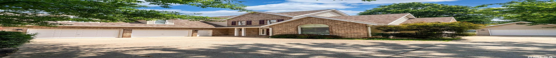 Residential For Sale 1803 DAWN Drive, Marion, Illinois 62959, 4 Bedrooms Bedrooms, 0 ,2 BathroomsBathrooms,Residential,For Sale,DAWN,0,RMAEB458330