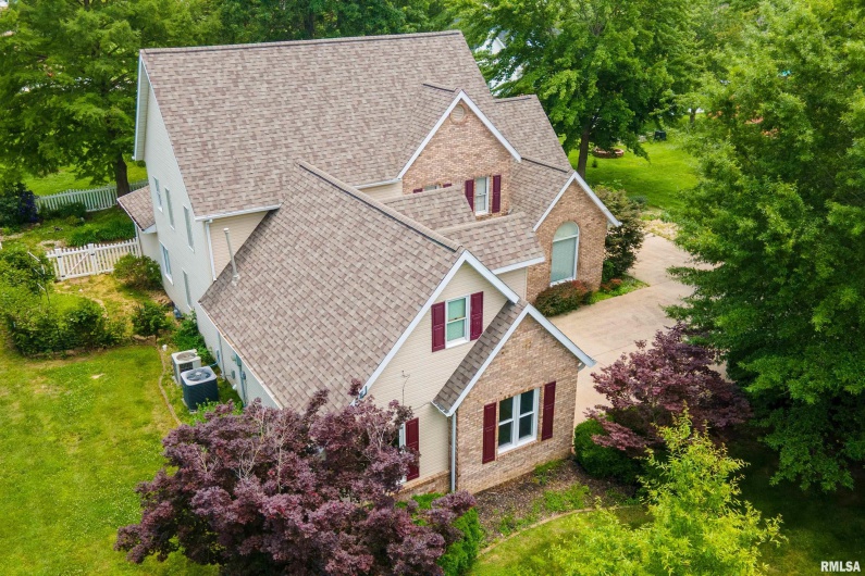 1803 DAWN Drive, Marion, Illinois 62959, 4 Bedrooms Bedrooms, 0 ,2 BathroomsBathrooms,Residential,For Sale,DAWN,0,RMAEB458330