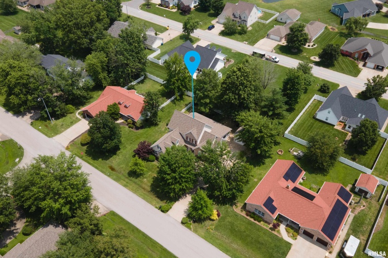 1803 DAWN Drive, Marion, Illinois 62959, 4 Bedrooms Bedrooms, 0 ,2 BathroomsBathrooms,Residential,For Sale,DAWN,0,RMAEB458330